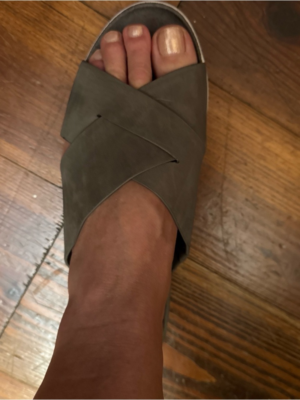 Vionic Splendid Lou Crisscross Slide Mules in Grau - Picture 8 of 10